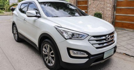 Selling 2nd Hand Hyundai Santa Fe 2014 in Marikina