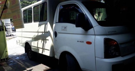 Selling 2nd Hand Hyundai H-100 2014 in Quezon City