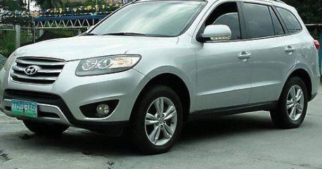 Sell Silver 2012 Hyundai Santa Fe in General Salipada K. Pendatun