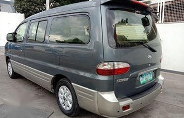 Selling Hyundai Starex 2010 Manual Diesel in Mandaue