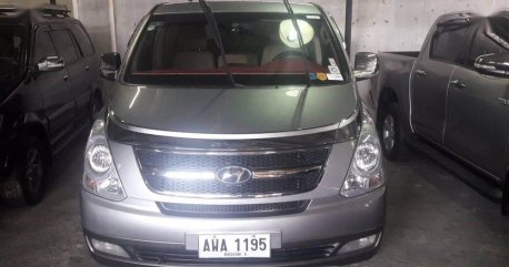 Gold Hyundai Starex 2015 at 30000 km for sale