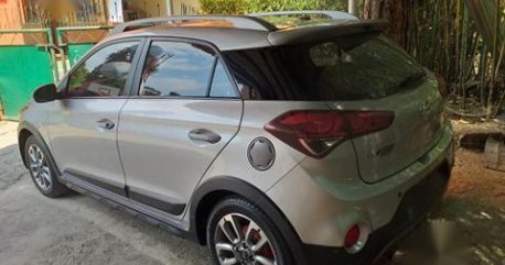 Selling 2nd Hand Hyundai I20 cross sport 2016 in Tuba