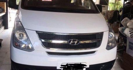 Selling 2nd Hand Hyundai Grand Starex 2014 in Taytay