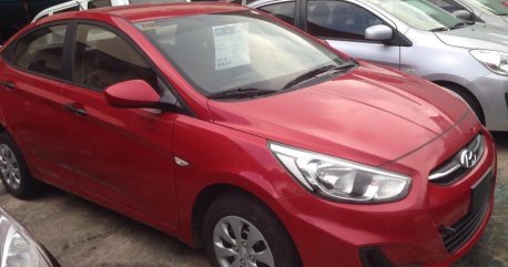 Red Hyundai Accent 2016 at 70000 km for sale in Parañaque