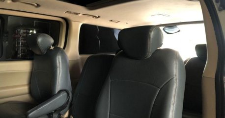 2nd Hand Hyundai Grand Starex 2010 for sale in Angeles