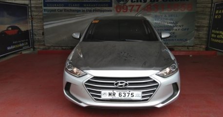 Selling Silver Hyundai Elantra 2017 at 18000 km in Parañaque