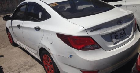 Sell White 2016 Hyundai Accent at Manual Diesel at 30000 km in Quezon City