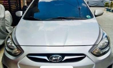 Selling Hyundai Accent 2011 at 70000 km in Cavite City