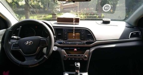 Black Hyundai Elantra 2017 for sale in Pasig