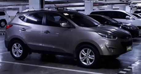Selling 2nd Hand Hyundai Tucson 2010 Automatic Gasoline at 70000 km in Taguig