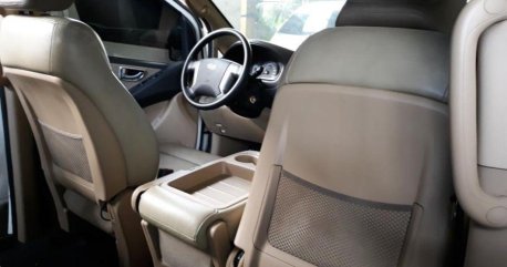 Selling Hyundai Grand Starex 2016 in Quezon City