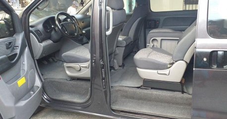 Selling Gray Hyundai Grand Starex 2008 in Las Piñas