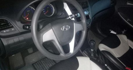 Selling 2nd Hand Hyundai Accent 2017 in Laoag