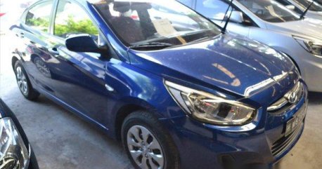 Blue Hyundai Accent 2017 at 25000 km for sale in Makati