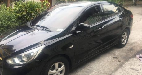 Selling Hyundai Accent 2012 Automatic Gasoline in Bacoor