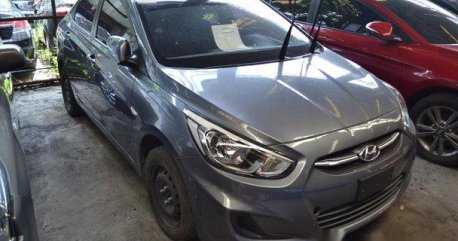 Sell Grey 2017 Hyundai Accent Manual Gasoline at 35000 km in Makati