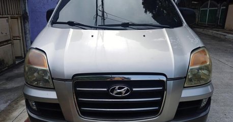 Selling 2nd Hand Hyundai Starex 2006 in Quezon City