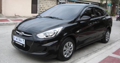 Selling 2nd Hand Hyundai Accent 2016 at 32800 km in Quezon City