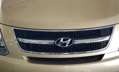 Selling 2nd Hand Hyundai Grand Starex 2010 in Quezon City