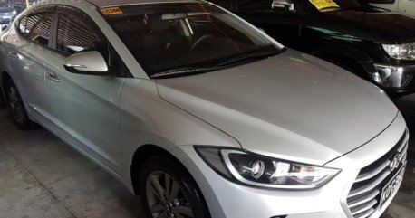 2nd Hand Hyundai Elantra 2019 Automatic Gasoline for sale in Quezon City