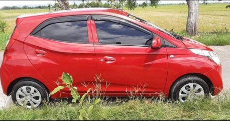 Selling Hyundai Eon 2016 Manual Gasoline in Naga