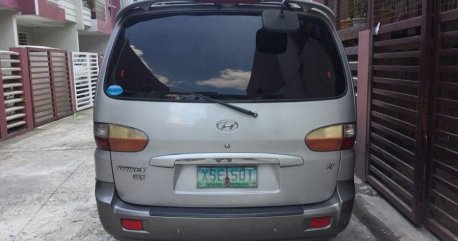 2nd Hand Hyundai Starex 2005 at 90000 km for sale