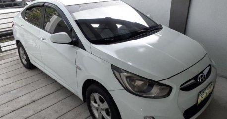 2nd Hand Hyundai Accent 2011 Automatic Gasoline for sale in San Fernando
