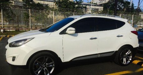 Selling Hyundai Tucson 2010 at 70000 km in Pasay