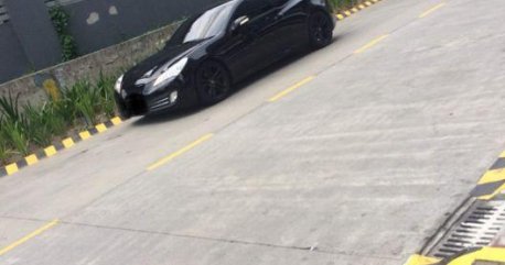 Sell 2nd Hand 2011 Hyundai Genesis Coupe Automatic Gasoline at 35000 km in Quezon City