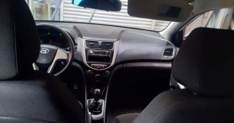 2nd Hand Hyundai Accent 2013 at 61000 km for sale