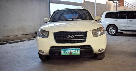 Sell White 2010 Hyundai Santa Fe in Manila