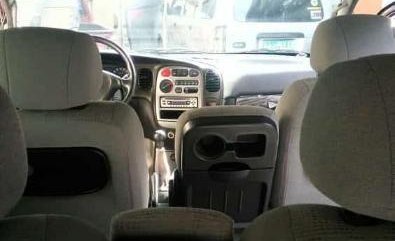 2nd Hand Hyundai Starex 2005 Manual Diesel for sale in Valenzuela