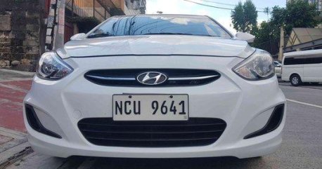 Selling White Hyundai Accent 2018 at 14000 km in Quezon City