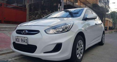 Selling White Hyundai Accent 2018 at 14000 km in Quezon City