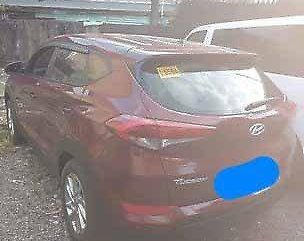 Selling Red Hyundai Tucson 2017 in Manila