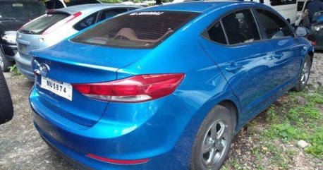 Blue Hyundai Elantra 2018 at 6000 km for sale