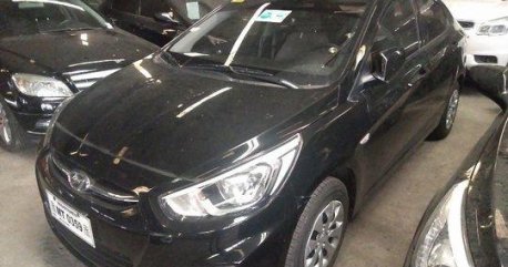 Sell Black 2017 Hyundai Accent in Makati