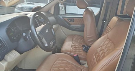 2nd Hand Hyundai Starex 2012 at 83000 km for sale