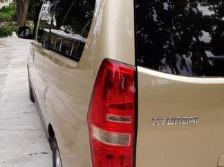 Selling Gold Hyundai Starex 2011 in Quezon City