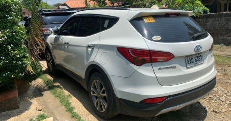 2nd Hand Hyundai Santa Fe 2014 at 77000 km for sale