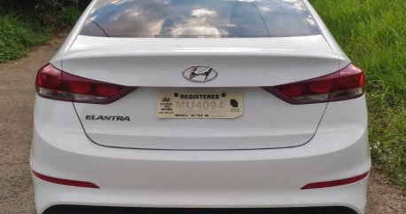 Selling Hyundai Elantra 2018 at 9000 km in Quezon City