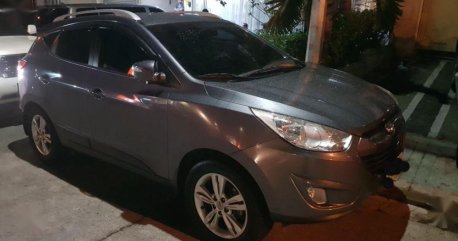 Gray Hyundai Tucson 2010 Automatic Diesel for sale in Quezon City