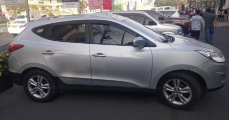 Selling Hyundai Tucson 2011 in Makati