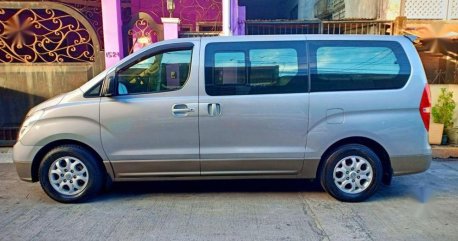 Sell 2014 Hyundai Grand Starex in Manila