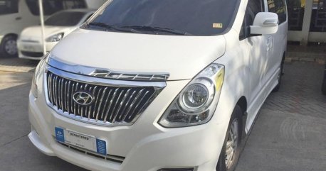 Sell 2nd Hand 2017 Hyundai Grand Starex at 6000 km in Mandaue