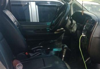 2nd Hand Hyundai Starex 2006 Automatic Diesel for sale in Cainta