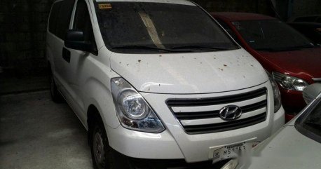 White Hyundai Grand Starex 2017 at 6000 km for sale in Makati
