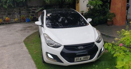 Sell White 2012 Hyundai Elantra at 123000 km 