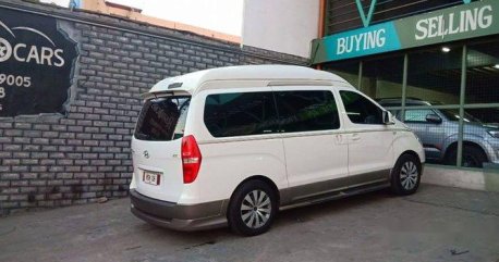 Sell White 2014 Hyundai Grand Starex at 32000 km in Pasig