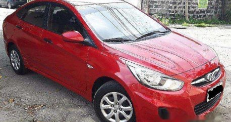 Selling Red Hyundai Accent 2015 at 16900 km 